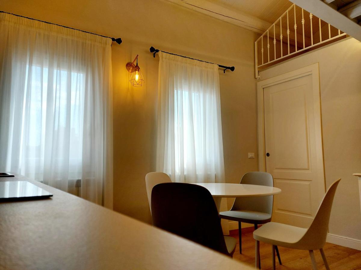 Canal Vena Apartsuite House キオッジャ エクステリア 写真