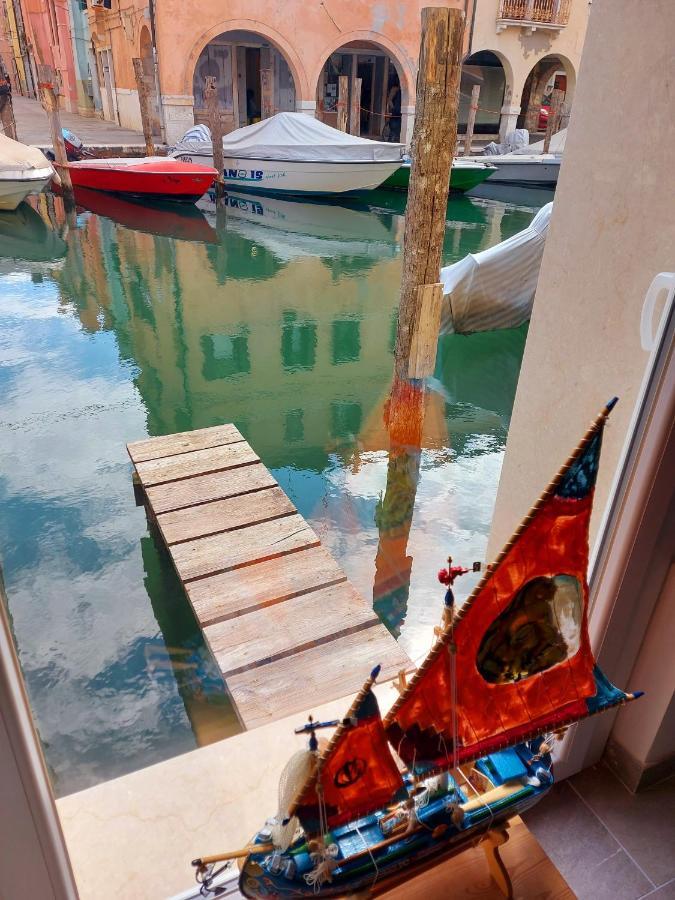 Canal Vena Apartsuite House キオッジャ エクステリア 写真